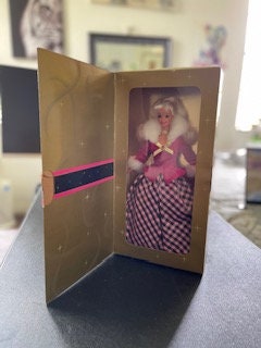 1996 Mattel Avon Winter Rhapsody Special Edition