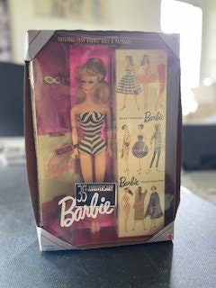 35th Anniversary Barbie - 1959 Doll