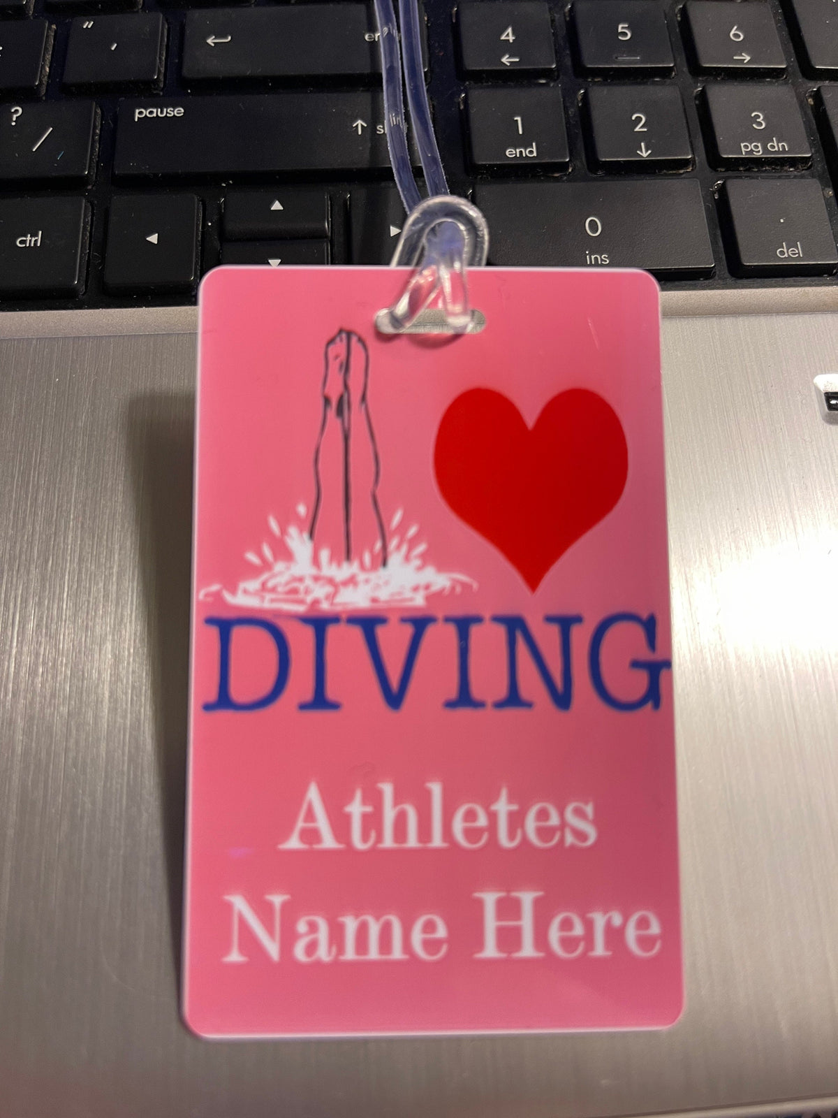 I heart diving with pink background